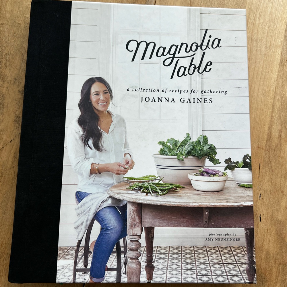 Magnolia table book